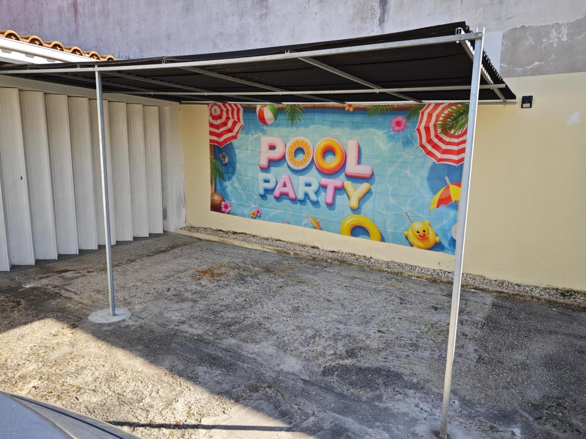 Garage4Me Pool Opcional 호텔 에스모리츠 외부 사진